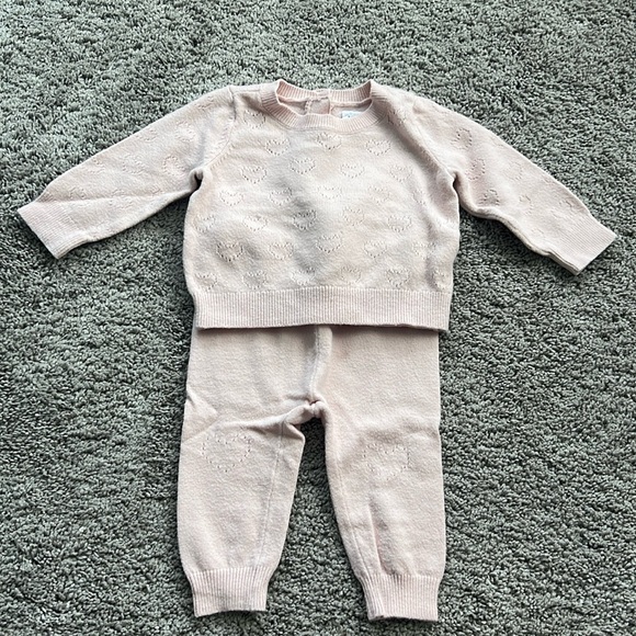 GAP Other - Baby GAP sweater set